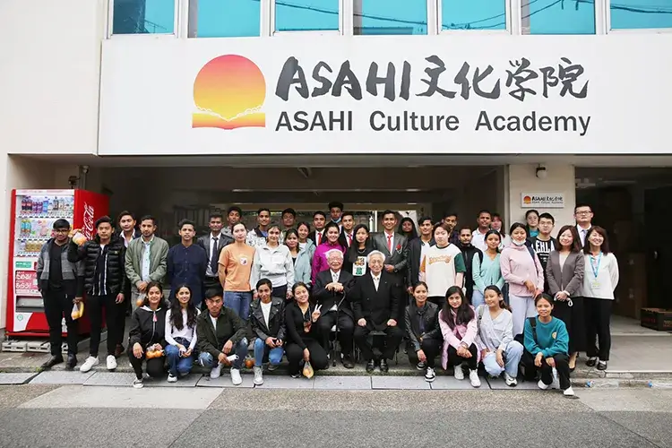 Lễ nhập học Học viện văn hóa ASAHI